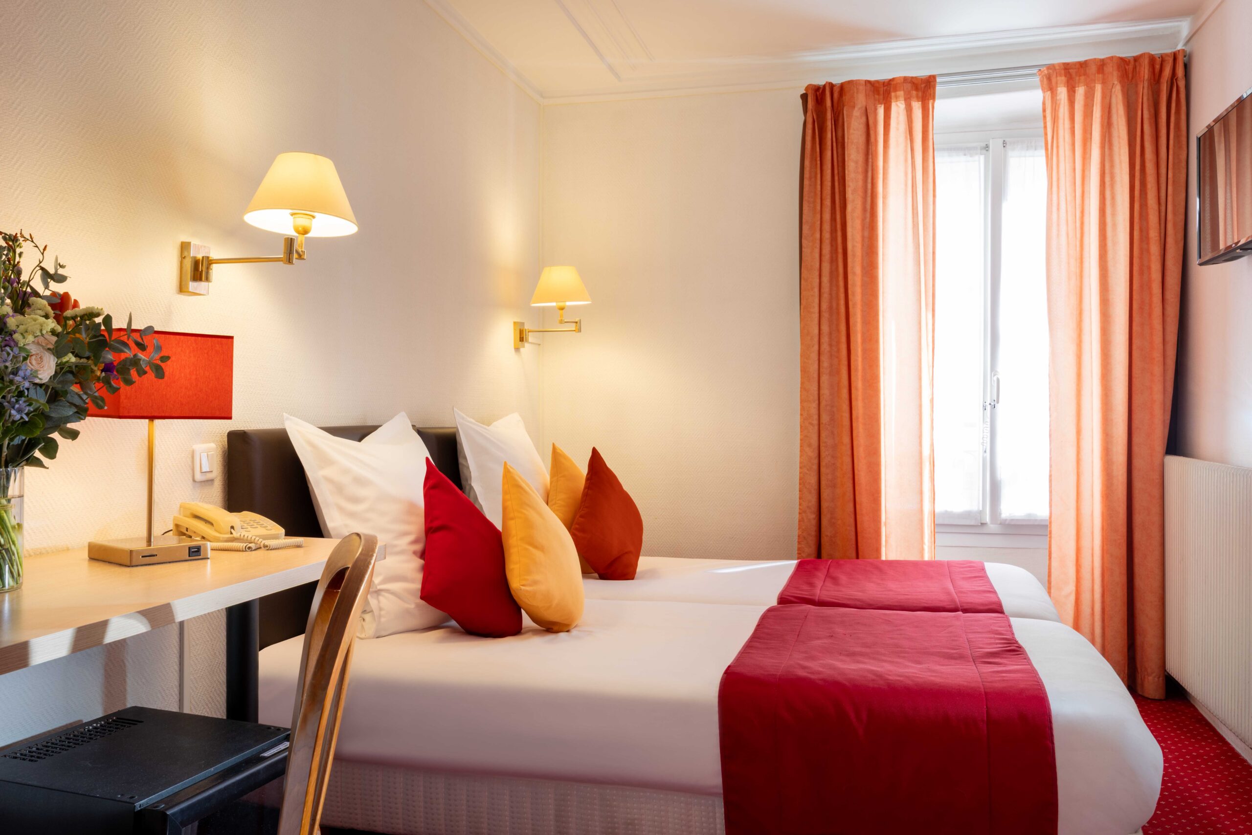 G7A2096 hotel saint roch bd scaled